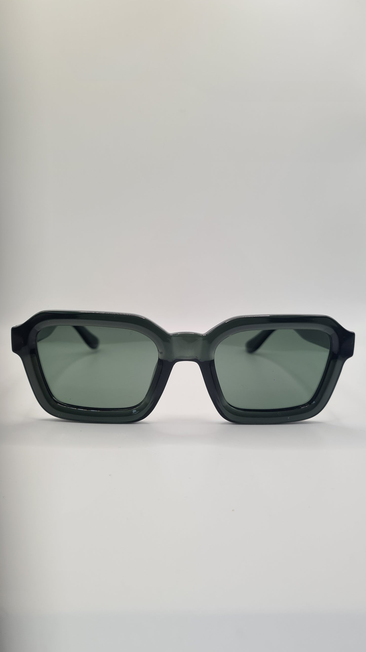 The Vienna Olive - Polarized