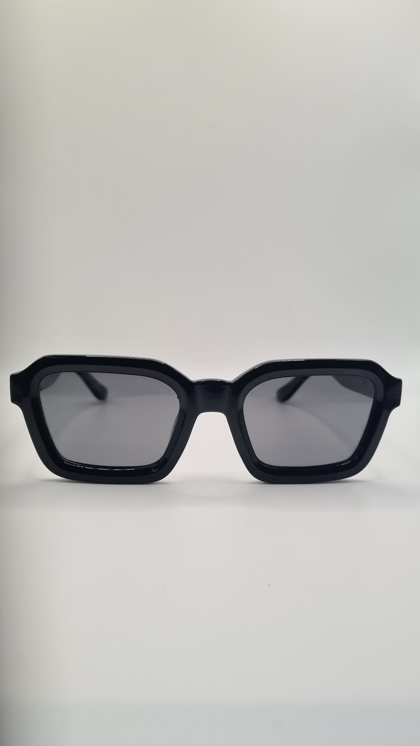 The Vienna Black - Polarized